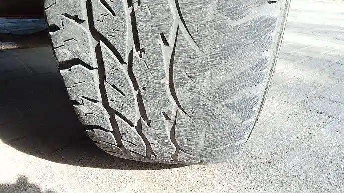 penyebab ban mobil aus sebelah
