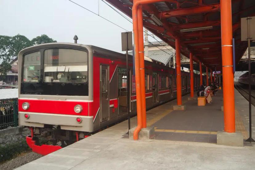 jadwal krl solo jogja 2025