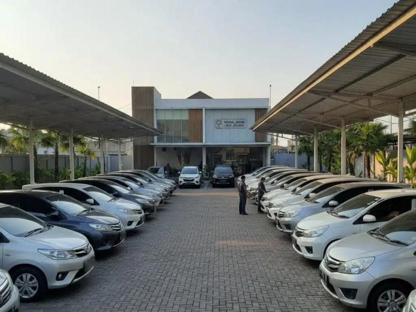 rental mobil blitar​