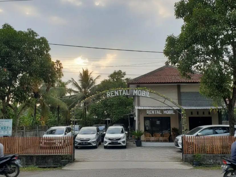 rental mobil sorong​