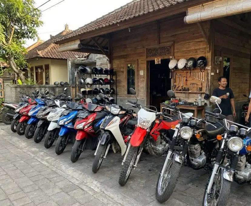 rental motor salatiga​