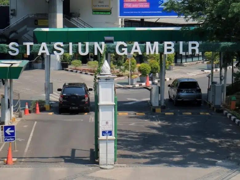 stasiun gambir