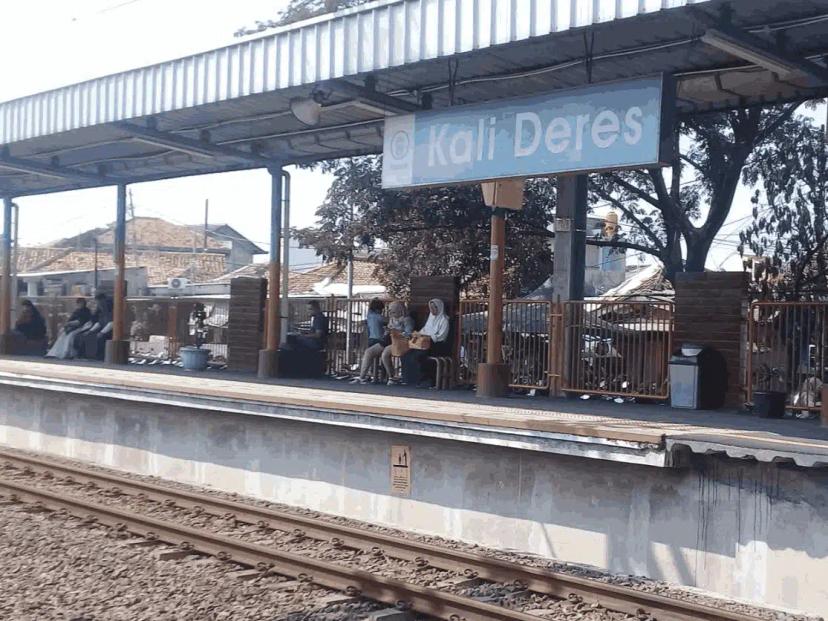 stasiun kalideres